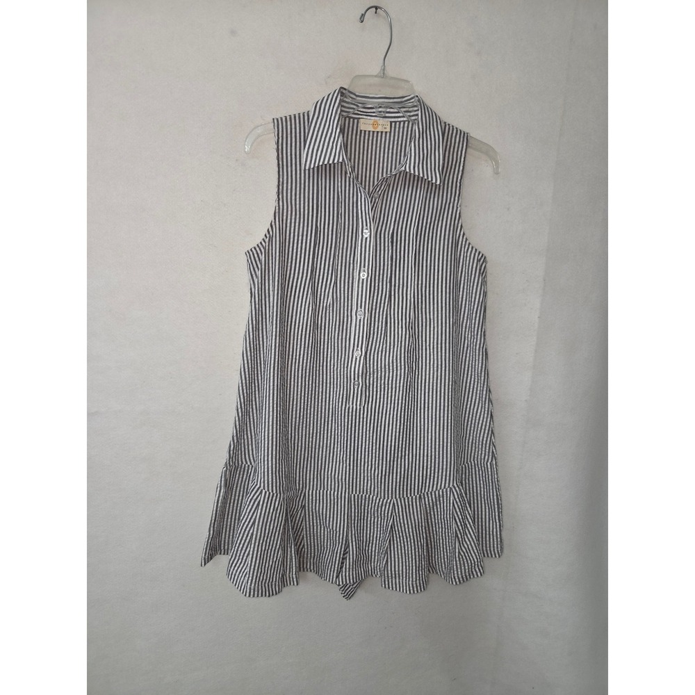 Chrysanthemum Striped Seersucher Sleeveless Ruffle Hem Romper Charcoal White XS